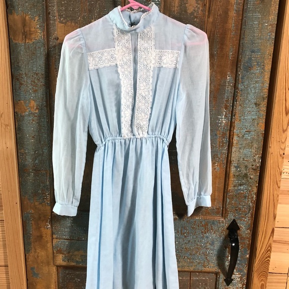 high low wedding dresses lace Long Sleeve Lace Two Piece Wedding Dresses High Low Beach Wedding Dress AWD1522